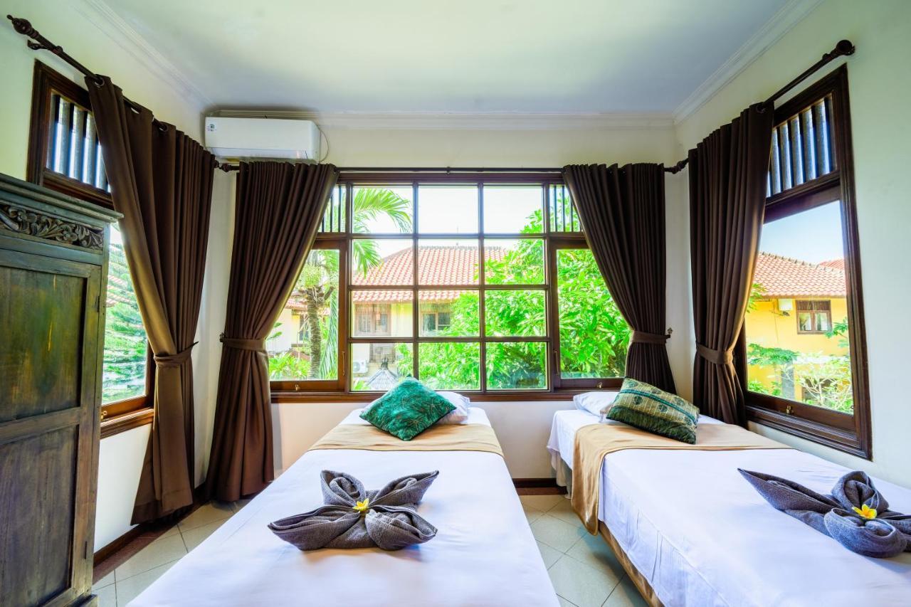 Villa Sanket - Kuta - 6 Bedrooms - 6 Bathrooms - Great Location エクステリア 写真